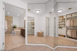 123 Turlington Ct, Livingston, NJ 07039 - Photo 8