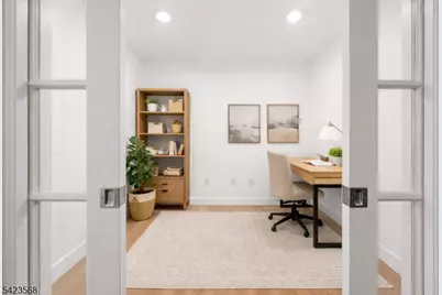 123 Turlington Ct, Livingston, NJ 07039 - Photo 6