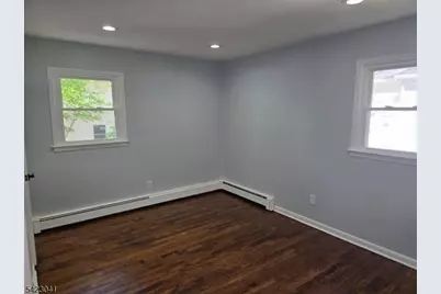 11 Laurelton Rd, Parsippany, NJ 07054 - Photo 6