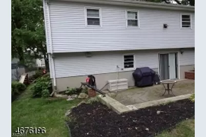 11 Laurelton Rd, Parsippany, NJ 07054 - Photo 2