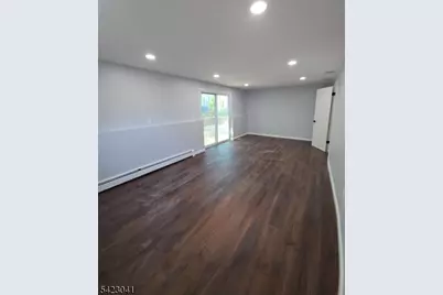 11 Laurelton Rd, Parsippany, NJ 07054 - Photo 12