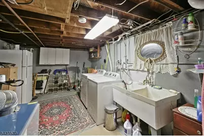 439 Fairview Ave, Woodbridge Township, NJ 07067 - Photo 28