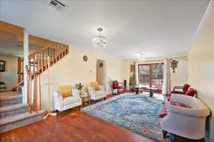 439 Fairview Ave, Woodbridge Township, NJ 07067 - Photo 4