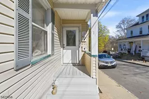 1 Pocahontas St, Morristown, NJ 07960 - Photo 4