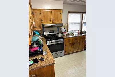 113 Vine St, Roselle, NJ 07203 - Photo 2