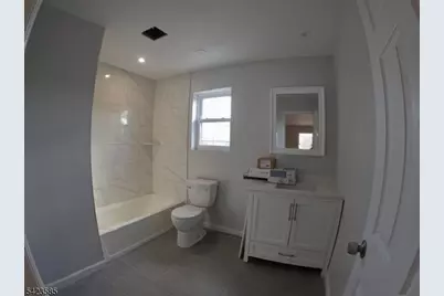 520 Bayway Ave #2A, Elizabeth, NJ 07202 - Photo 8