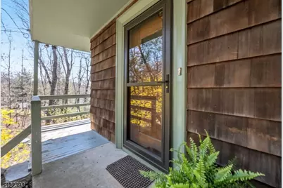 27 Middle Road, Bloomingdale, NJ 07403 - Photo 44