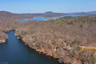 27 Middle Rd, Bloomingdale, NJ 07403 - Photo 20