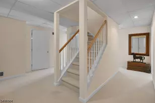 36 Vanderveer Dr, Bernards Township, NJ 07920 - Photo 32