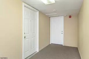 52 Hampton House Rd S, Hampton Township, NJ 07860 - Photo 8