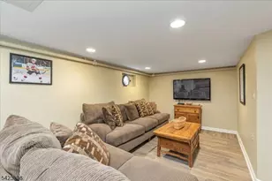 111 Columbia Ave, Cranford Township, NJ 07016 - Photo 32