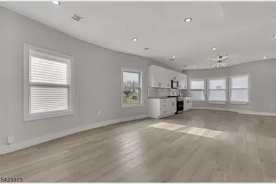 626 S 20th St #3, Newark, NJ 07103 - Photo 4