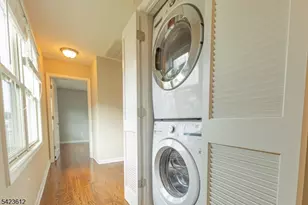 244 James St, Hackensack, NJ 07601 - Photo 16