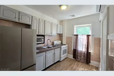 551 Franklin Ave #2R, Nutley, NJ 07110 - Photo 6