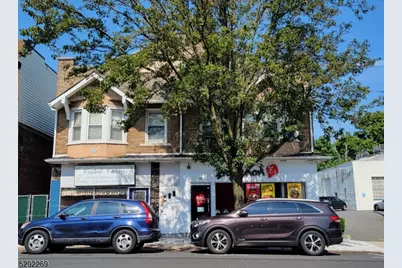 551 Franklin Ave #2L, Nutley, NJ 07110 - Photo 1