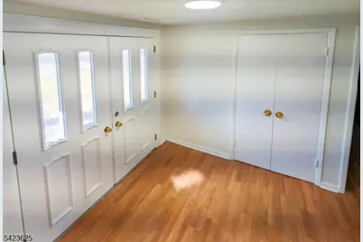 14 Bunyan Dr, Livingston, NJ 07039 - Photo 4