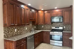 6 Boyard Ct, Franklin Township, NJ 08873 - Photo 4