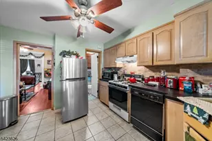 659 Kennedy Blvd, Bayonne, NJ 07002 - Photo 12