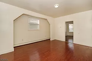 256 S Clinton St, East Orange, NJ 07018 - Photo 4