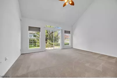 180 Stone Manor Dr, Franklin Township, NJ 08873 - Photo 8