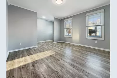 564 Warren St, Phillipsburg, NJ 08865 - Photo 6