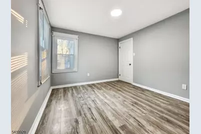 564 Warren St, Phillipsburg, NJ 08865 - Photo 22