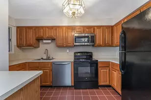 65 Westchester Terrace, Clinton Township, NJ 08801 - Photo 2