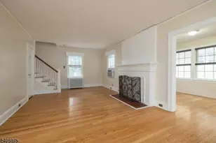 6 Elliott Pl, West Orange Township, NJ 07052 - Photo 6