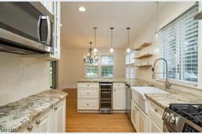 6 Elliott Pl, West Orange Township, NJ 07052 - Photo 12