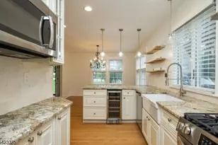 6 Elliott Pl, West Orange Township, NJ 07052 - Photo 12