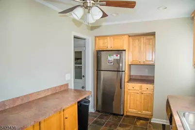 525 Passaic Ave, Kenilworth, NJ 07033 - Photo 8