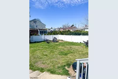 105 Howard Ave, Clifton, NJ 07013 - Photo 8