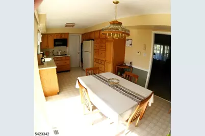 13 Summerall Rd, Franklin Township, NJ 08873 - Photo 10