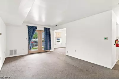 100 W Grand St, Elizabeth, NJ 07202 - Photo 8