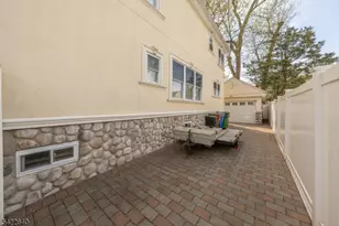 13 W 5th Ave, Linden, NJ 07036 - Photo 30