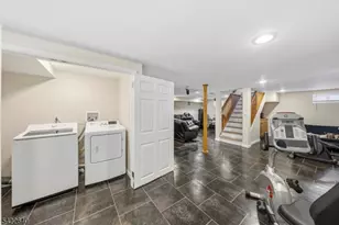 13 W 5th Ave, Linden, NJ 07036 - Photo 24