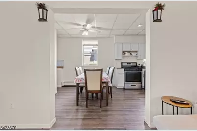 632 Chase Ave, Lyndhurst Township, NJ 07071 - Photo 14