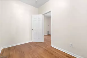 435 S 17th St, Newark, NJ 07103 - Photo 12