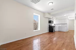 435 S 17th St, Newark, NJ 07103 - Photo 24