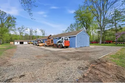 901 N Washington Ave, Green Brook Township, NJ 08812 - Photo 40