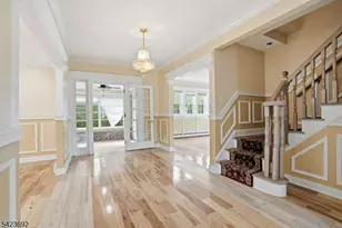 905 N Washington Ave, Green Brook Township, NJ 08812 - Photo 4