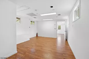 905 N Washington Ave, Green Brook Township, NJ 08812 - Photo 34
