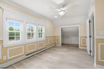 905 N Washington Ave, Green Brook Township, NJ 08812 - Photo 16
