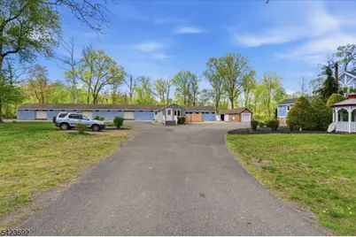 905 N Washington Ave, Green Brook Township, NJ 08812 - Photo 36