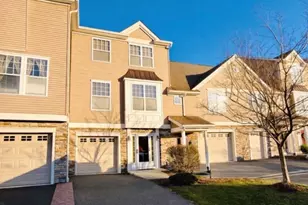 46 Junegrass Way, Allamuchy Township, NJ 07840 - Photo 2