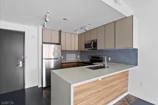 315 S Harrison St, East Orange, NJ 07018 - Photo 8