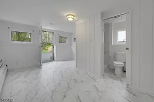 99 Beechwood Rd, Florham Park, NJ 07932 - Photo 22