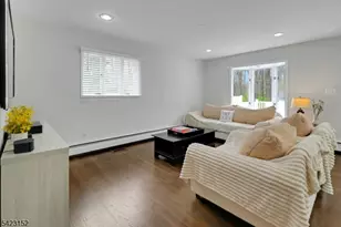 99 Beechwood Rd, Florham Park, NJ 07932 - Photo 6