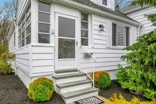 99 Beechwood Rd, Florham Park, NJ 07932 - Photo 2