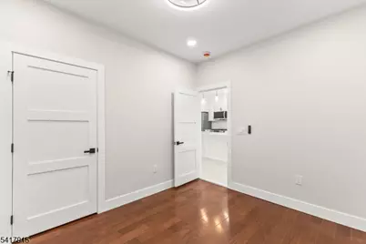 633 Lafayette Ave, Hawthorne, NJ 07506 - Photo 4